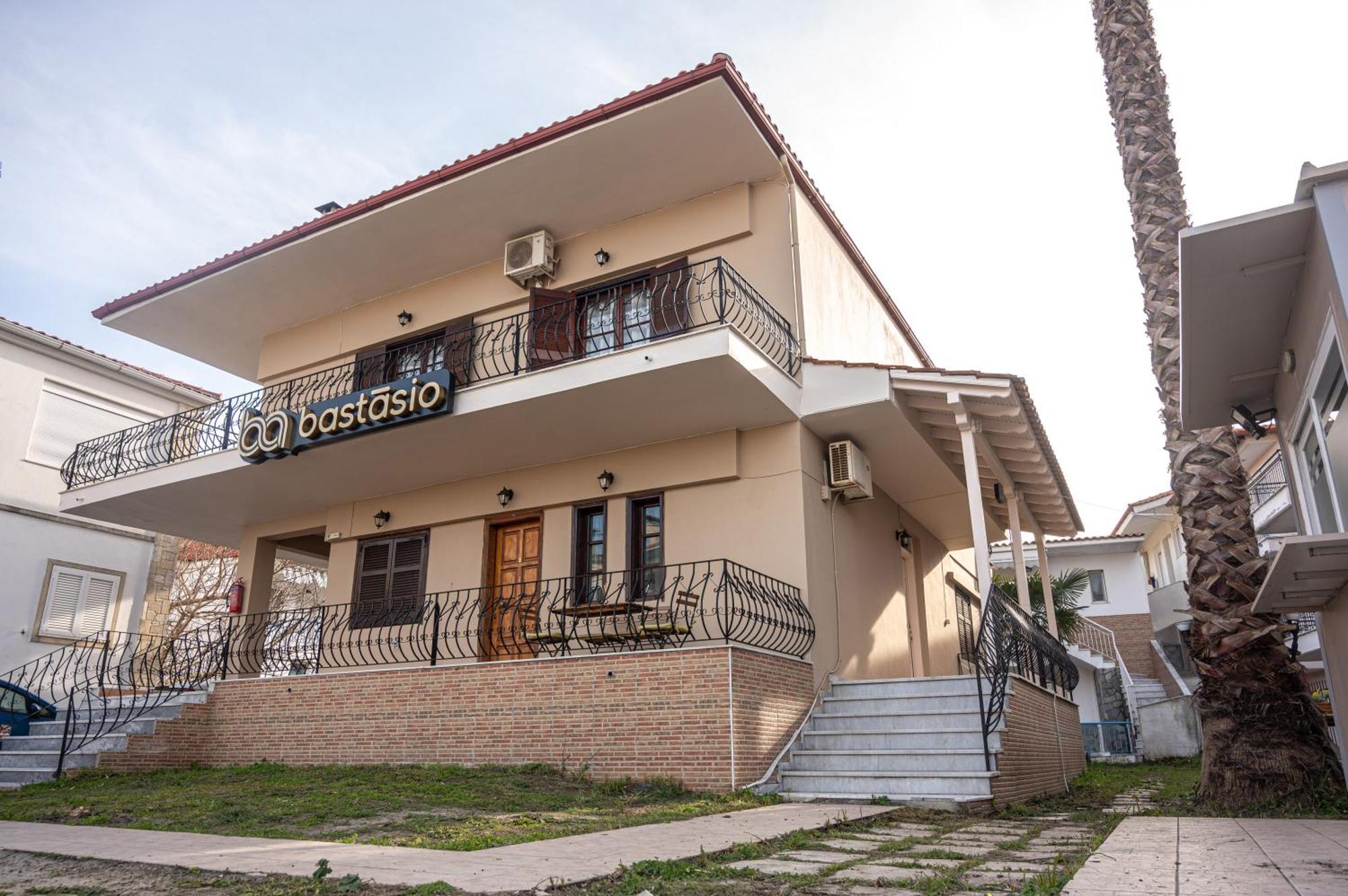 Βastasio Apartments Pefkochori Exterior photo