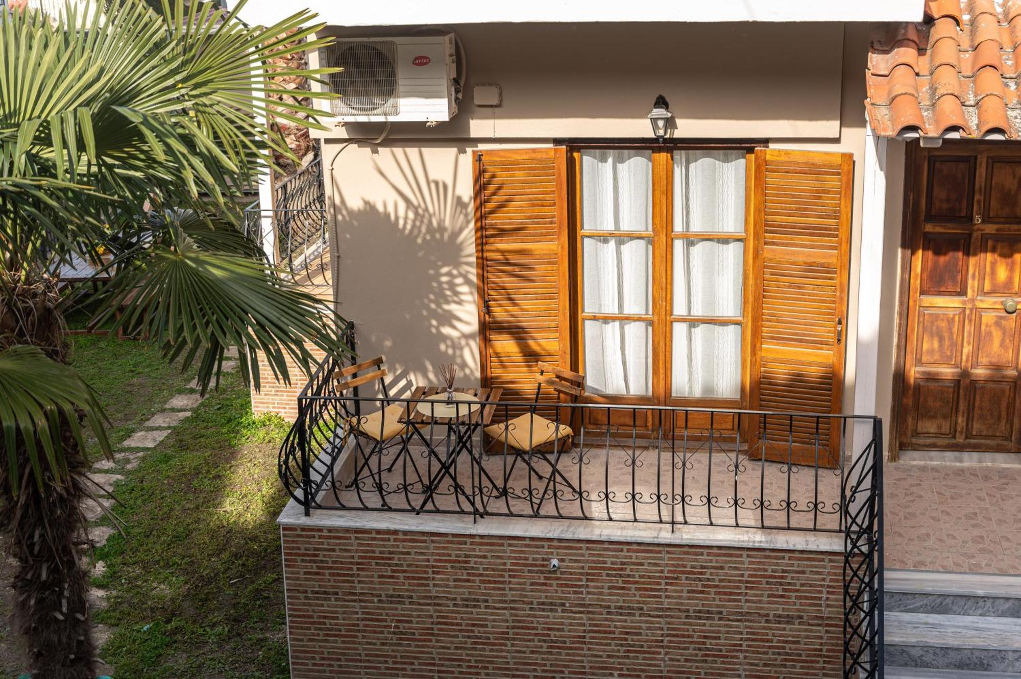 Βastasio Apartments Pefkochori Exterior photo